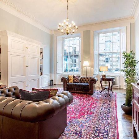 Joivy Converted Flat In Historic Building In New Town エディンバラ エクステリア 写真