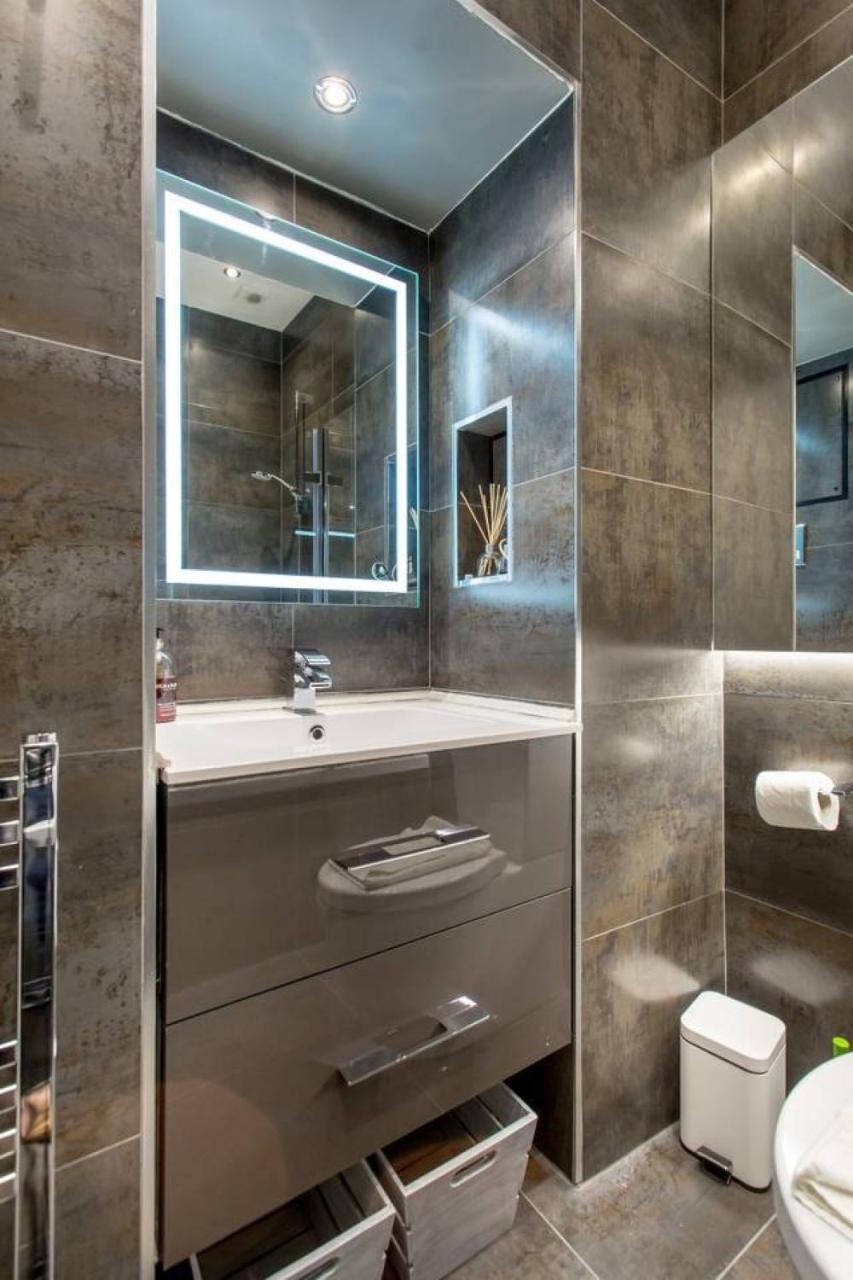Joivy Converted Flat In Historic Building In New Town エディンバラ エクステリア 写真